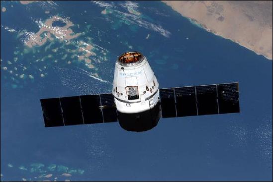 Figure 3: Astronaut Terry Virts tweeted this picture of the SpaceX Dragon supply ship approaching the ISS (image credit: NASA, AstroTerry)