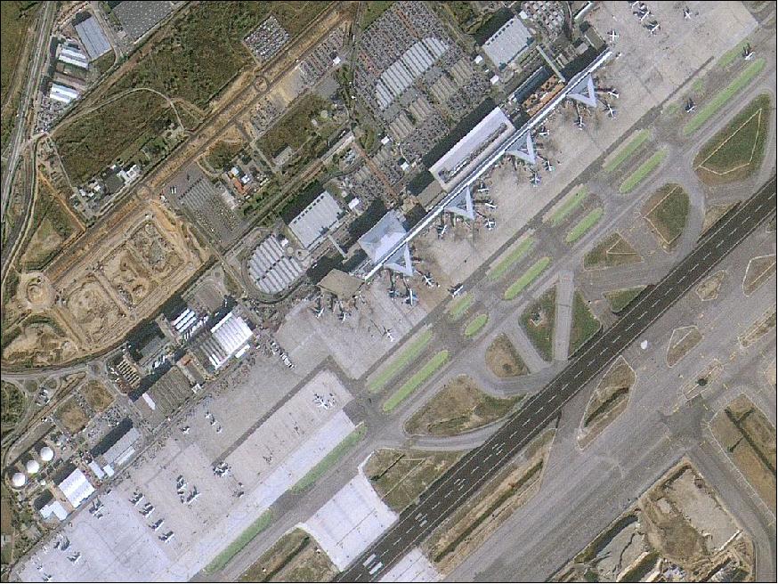 Figure 20: Sample FormoSat-2 image of the Barcelona Airport, acquired on Dec. 15, 2005 (image credit: NSPO)
