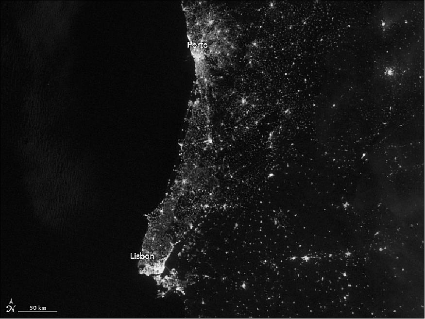 Figure 57: VIIRS image of the same region in Portugal acquired in the predawn hours on June 16, 2017 (image credit: NASA Earth Observatory, image by Jesse Allen, using VIIRS day-night band data from the Suomi NPP, story by Kathryn Hansen)