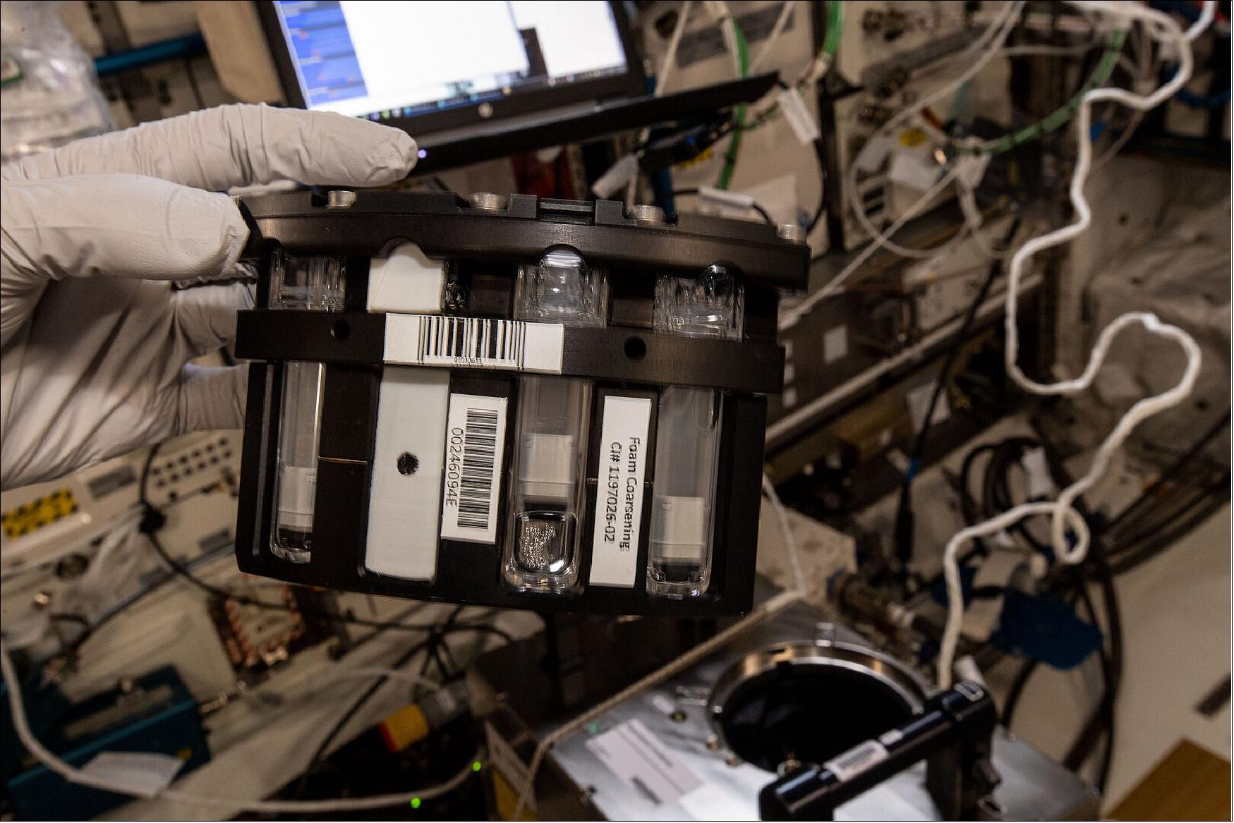 Figure 1: NASA astronaut Jessica Meir installed the experiment in the Fluid Science Laboratory on 6 March 2020 after removing the Multiscale boiling experiment known as Rubi. The experiment is controlled and data collected by the Belgian User Operations Center in Brussels, Belgium (image credit: NASA)