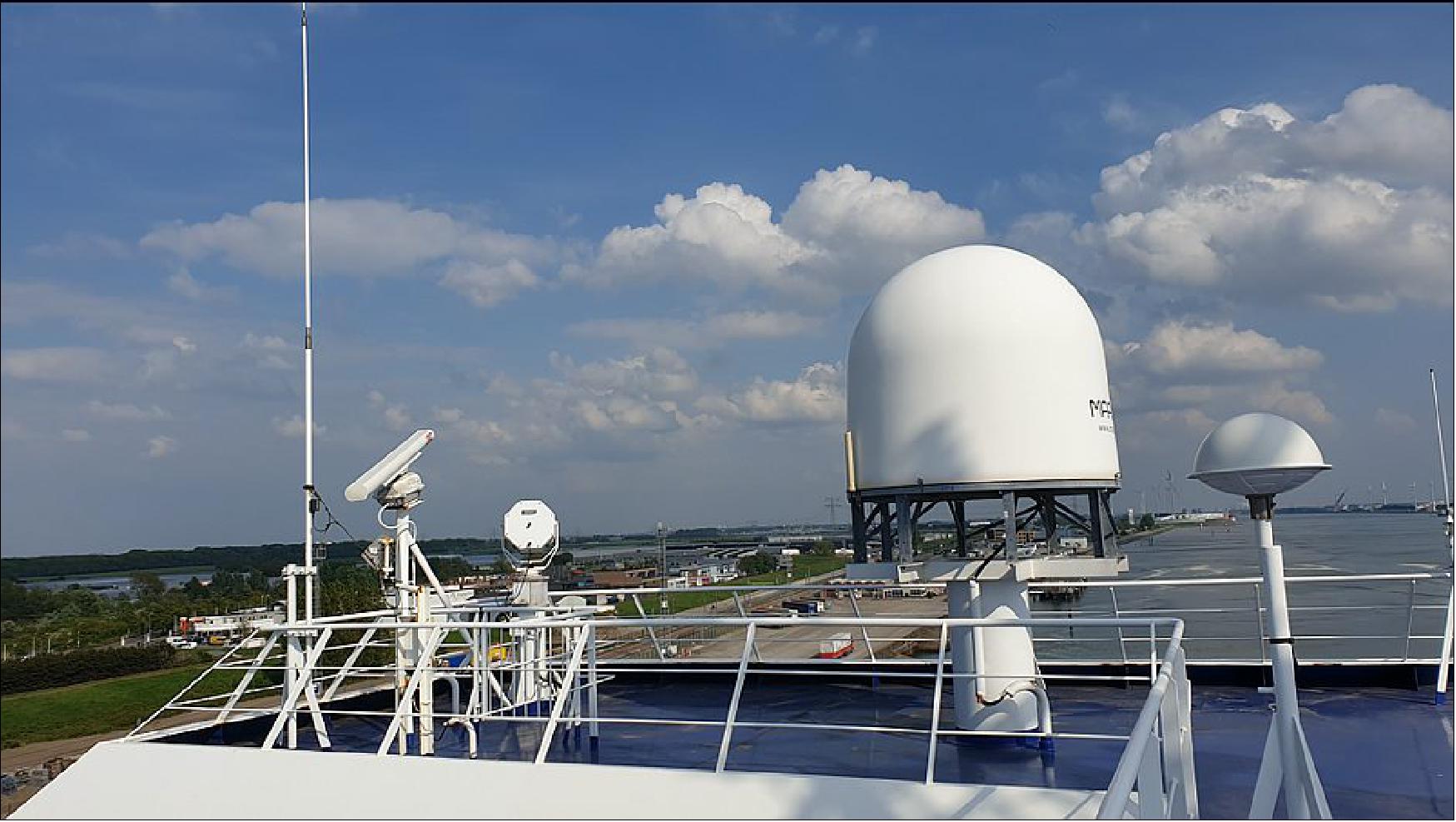 Figure 10: Communications antenna on board the cargo vessel Stena Transporter (image credit: ESA)