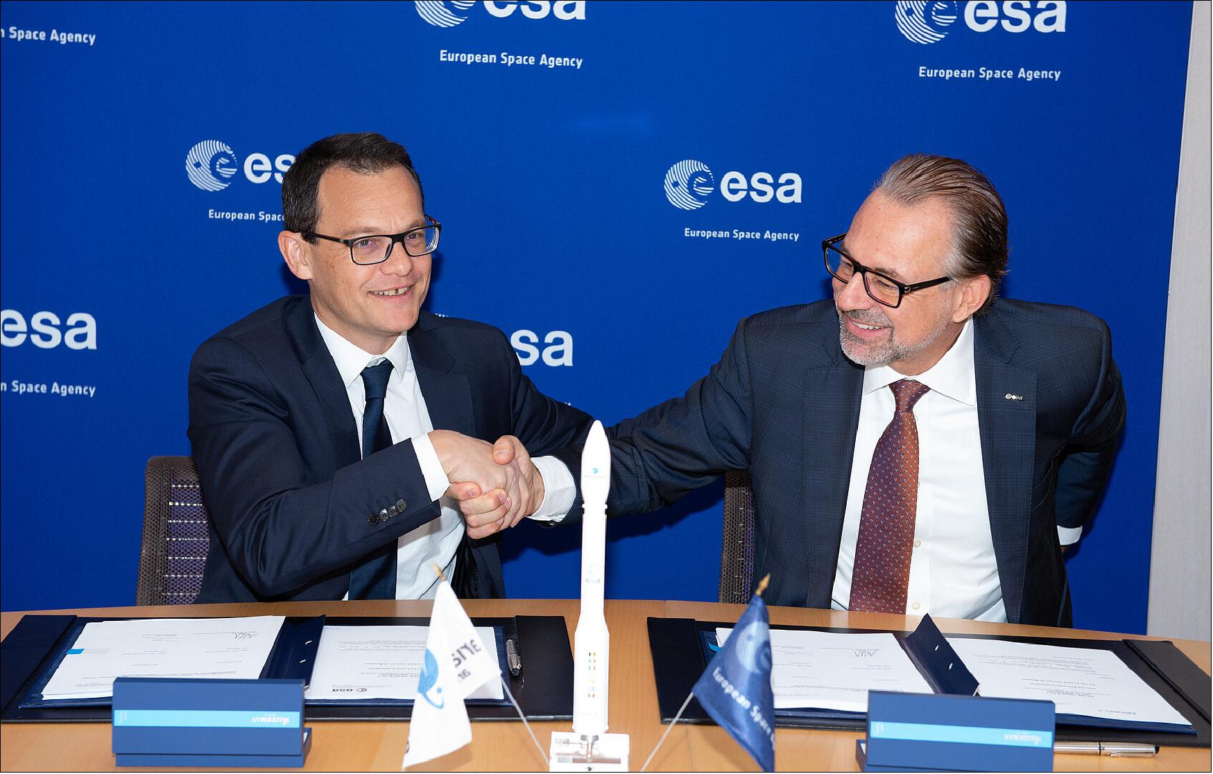 Figure 21: The contract was signed on 28 October 2019 by Josef Aschbacher, ESA’s Director of Earth Observation Programs, (right) and Stéphane Israël, Chief Executive Officer of Arianespace (image credit: ESA)
