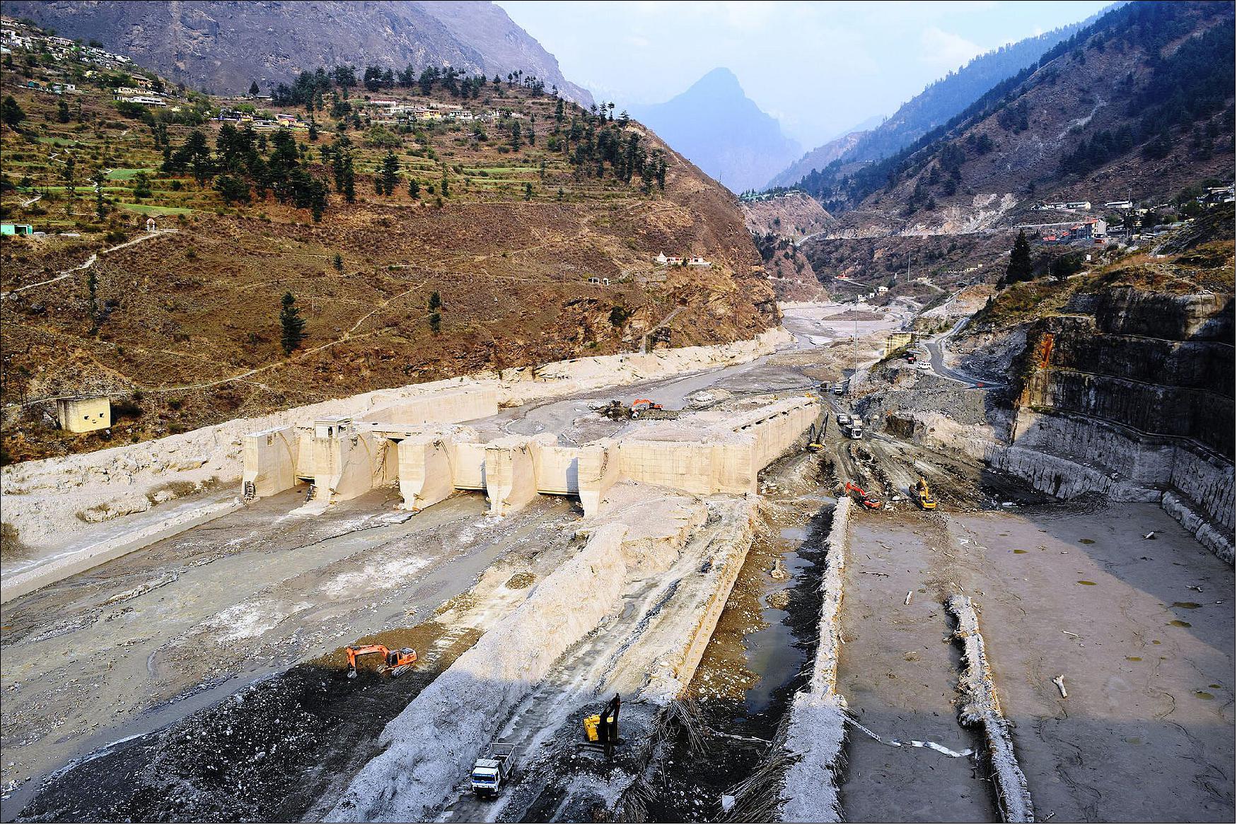 Figure 39: Destroyed Tapovan Vishnugad hydroelectric plant after devastating debris flow on 7 February 2021 (image credit: Irfan Rashid, Department of Geoinformatics, University of Kashmir)