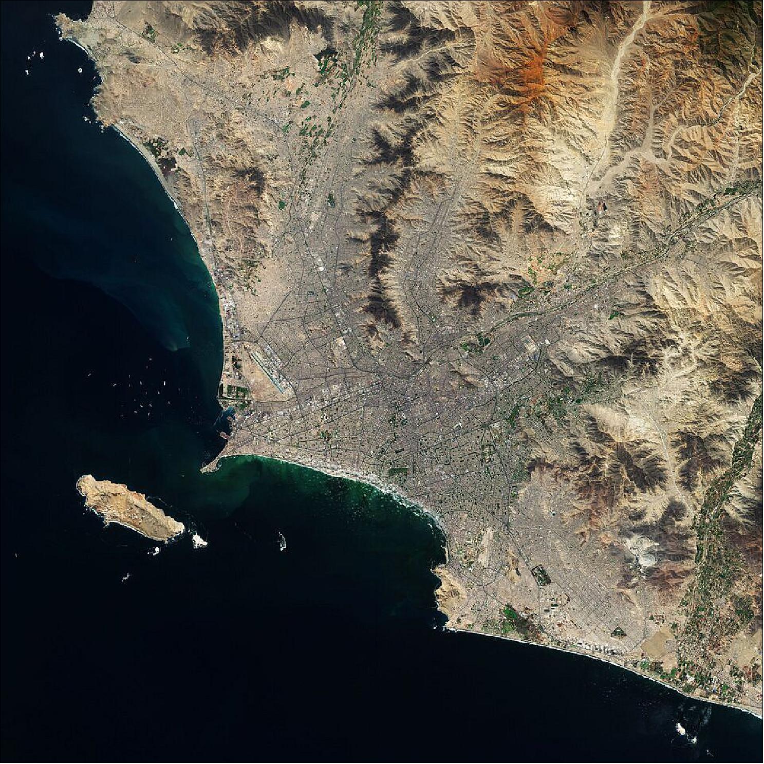 Figure 32: Lima, the capital and largest city of Peru, is featured in this Copernicus Sentinel-2 image, observed on 20 April 2020. This image is also featured on the Earth from Space video program (image credit: ESA)