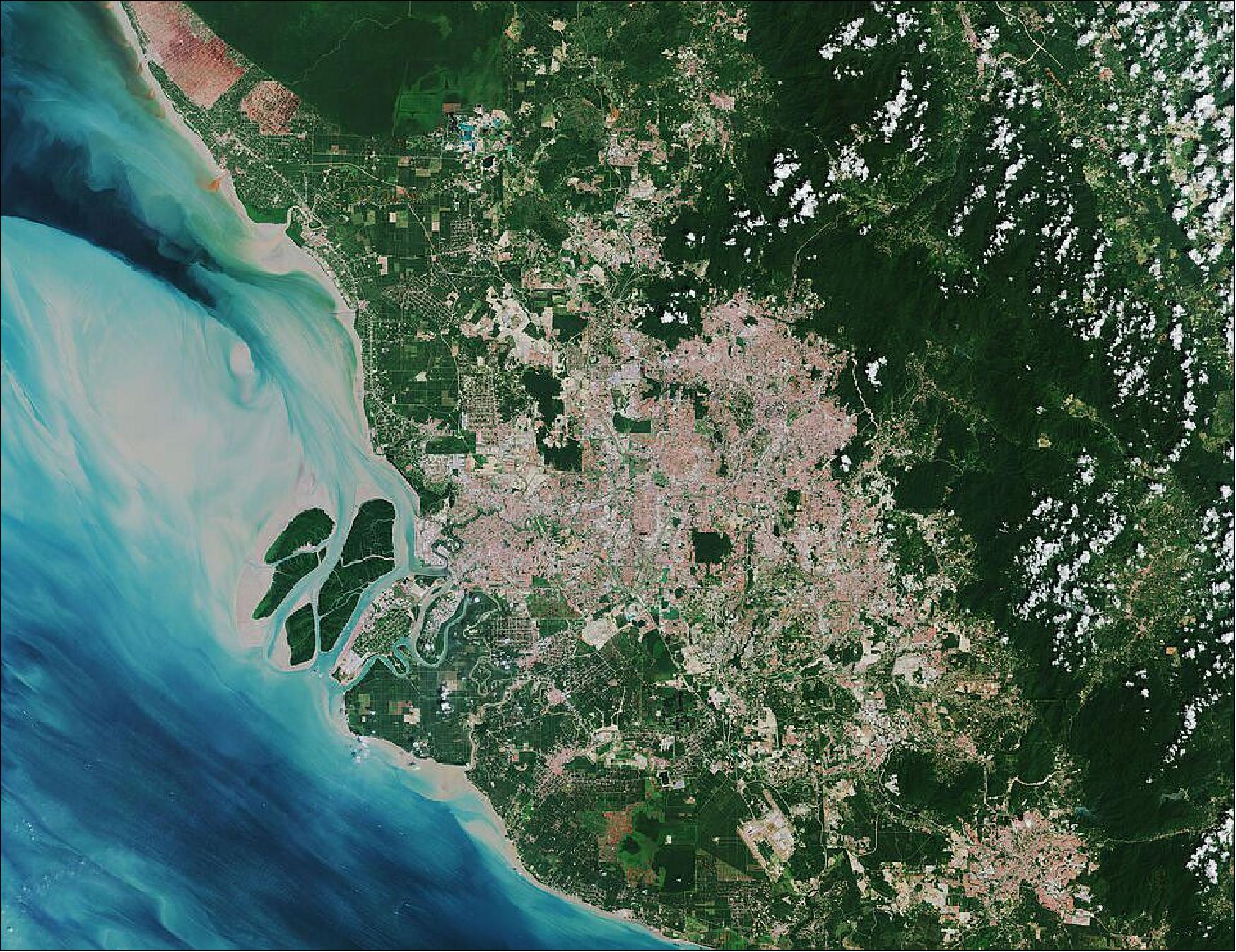 Figure 5: Kuala Lumpur, the capital city of Malaysia, is featured in this image captured by the Copernicus Sentinel-2 mission. This image is also featured on the Earth from Space video program (image credit: ESA, the image contains modified Copernicus Sentinel data (2020), processed by ESA, CC BY-SA 3.0 IGO)