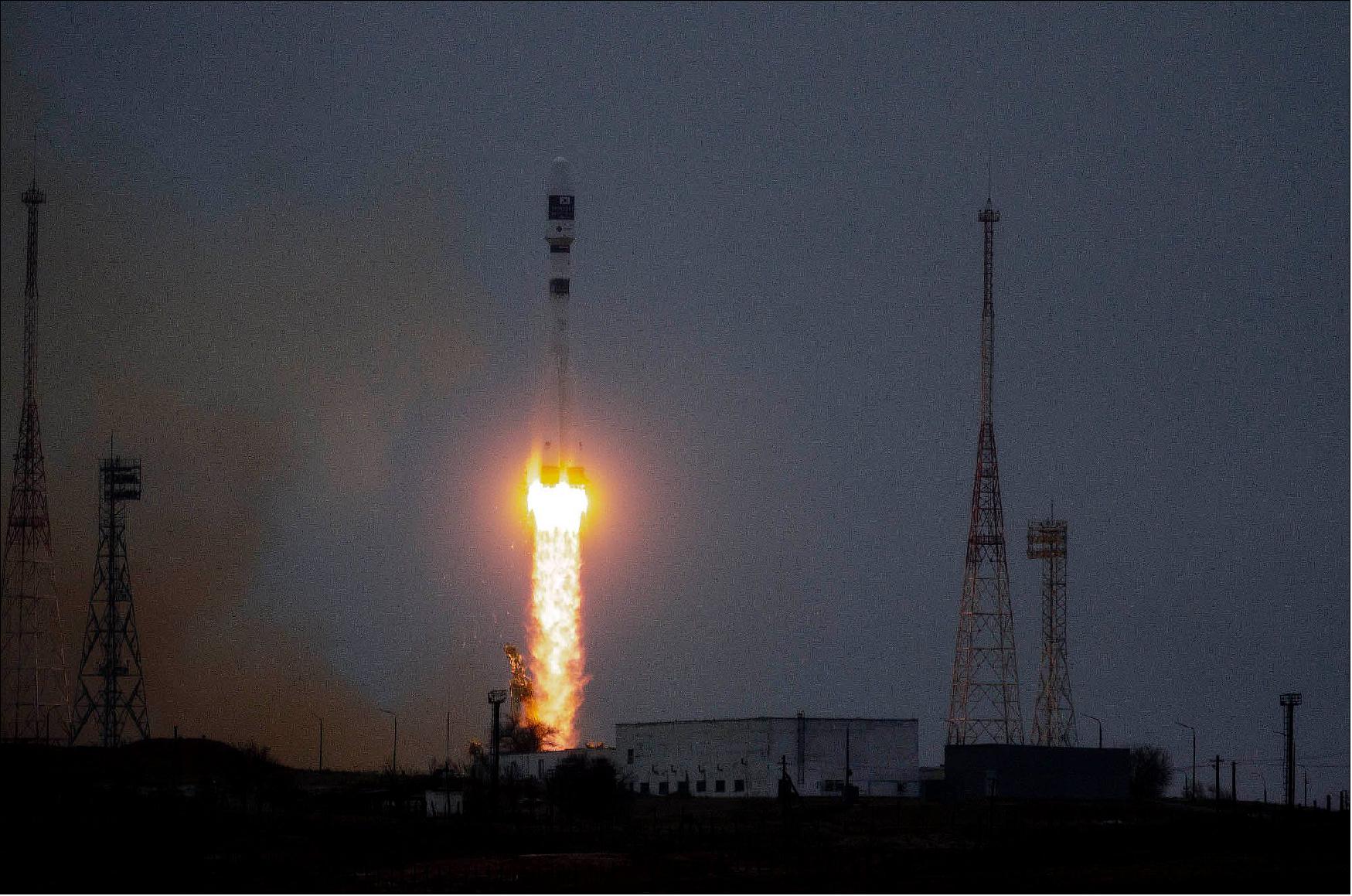 Figure 12: A Soyuz-2.1a rocket lofted the Astroscale ELSA-d mission and 37 other small satellites on 22 March 2021 into orbit (image credit: GK Launch Services)