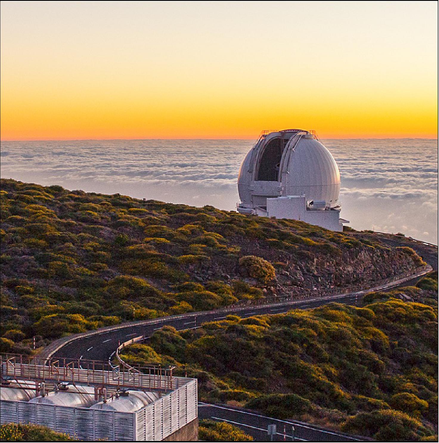 Figure 2: Roque de los Muchachos Observatory. At the edge of the Caldera de Taburiente National Park, at 2,400 meters above sea level, on the island of La Palma, there are some of the best telescopes in the world, among them the Gran Telescopio Canarias (GTC), image credit: IAC