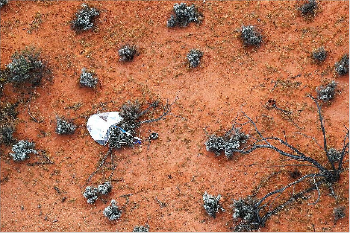 Figure 14: The capsule carrying the asteroid samples landed in the desert in South Australia soon after it entered the earth's atmosphere around 2:30 am Japan time (17:30 GMT Saturday December 5, 2020), image credit: JAXA