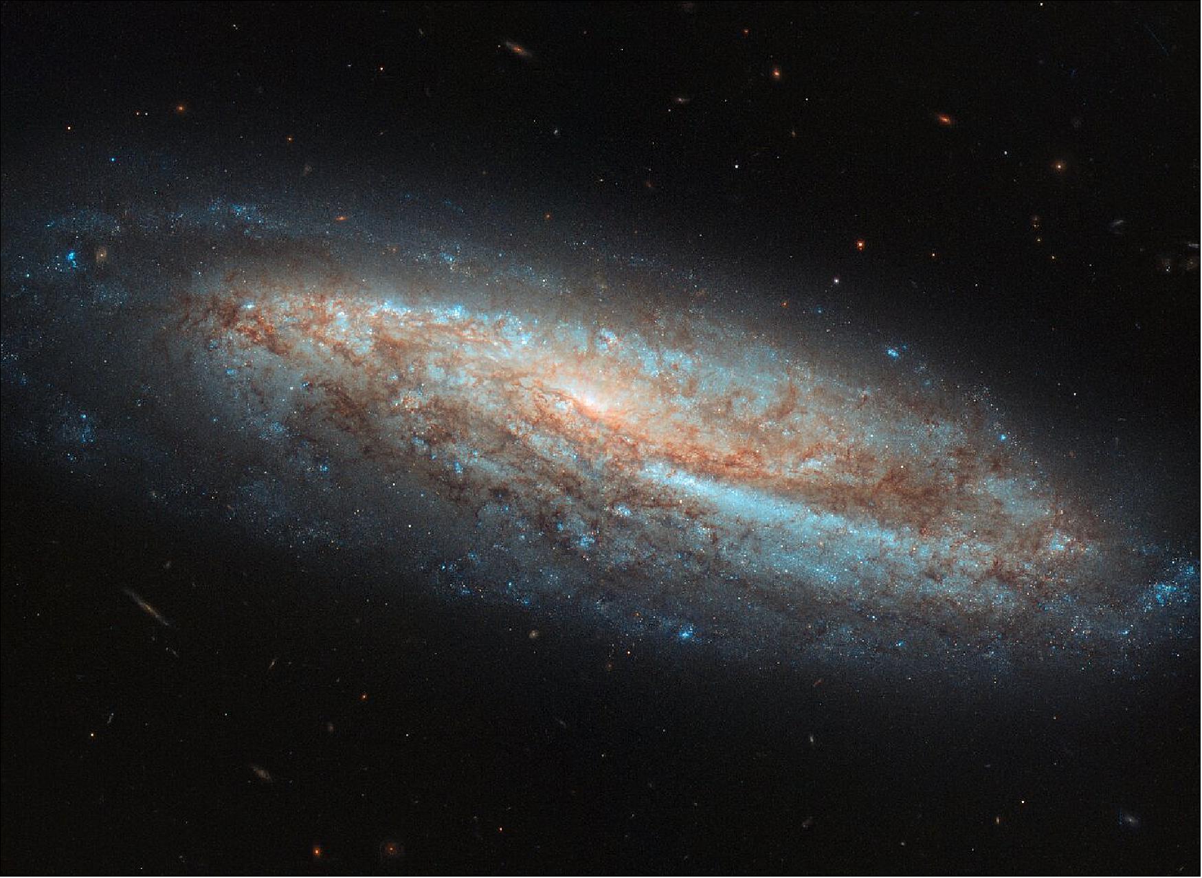 Figure 90: The galaxy depicted in this Picture of the Week is a barred spiral known as NGC 7541, seen here as viewed by the NASA/ESA Hubble Space Telescope, in the constellation of Pisces (The Fishes), image credit: ESA/Hubble & NASA, A. Riess et al.; CC BY 4.0