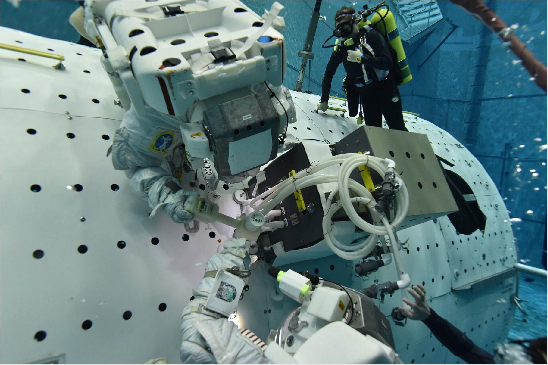 Figure 12: In the past, astronauts trained at NASA’s Neutral Buoyancy Laboratory in Houston to install the ColKa high-speed satellite link device to the International Space Station that will improve their connections with Europe (image credit: NASA)