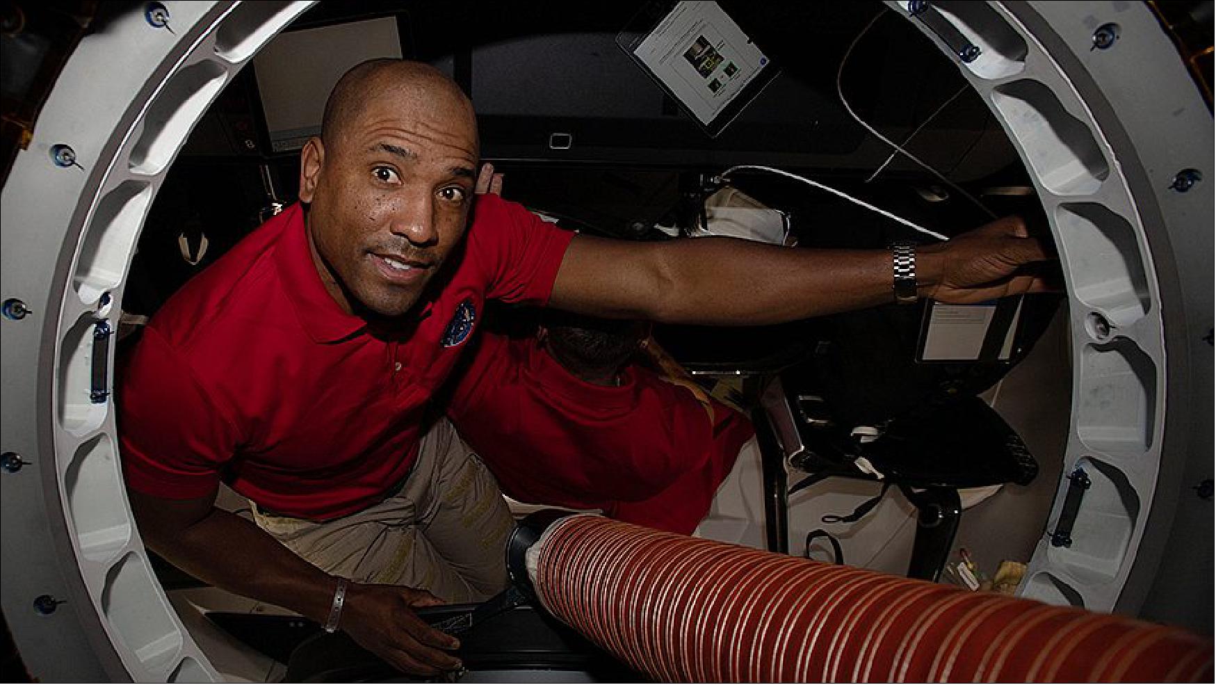 Figure 10: SpaceX Crew-1 Pilot and Expedition 64 Flight Engineer Victor Glover is pictured inside the Crew Dragon vehicle (image credit: NASA)