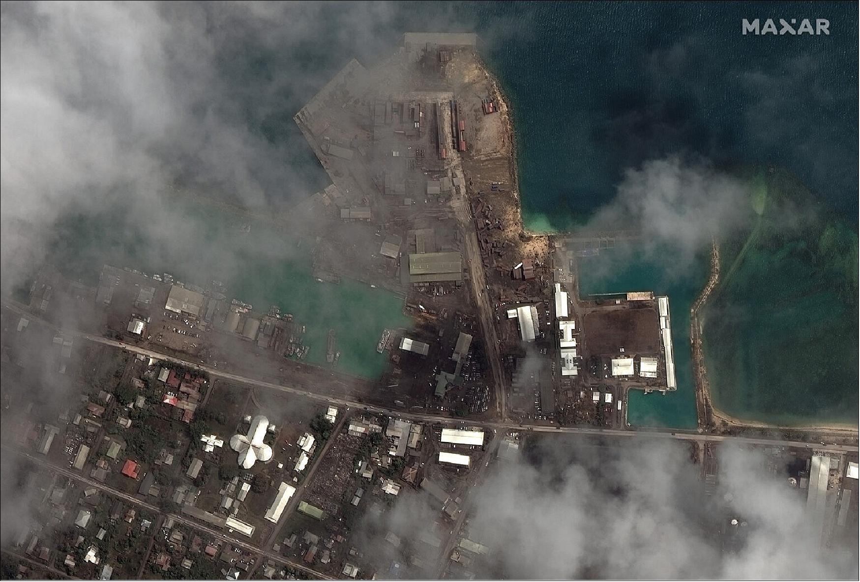 Figure 5: Maxar imagery taken Jan. 18 showing the damage the Hunga Tonga Hunga Ha’apai volcano’s eruption caused to a nearby port (credit: Satellite image ©2022 Maxar Technologies)