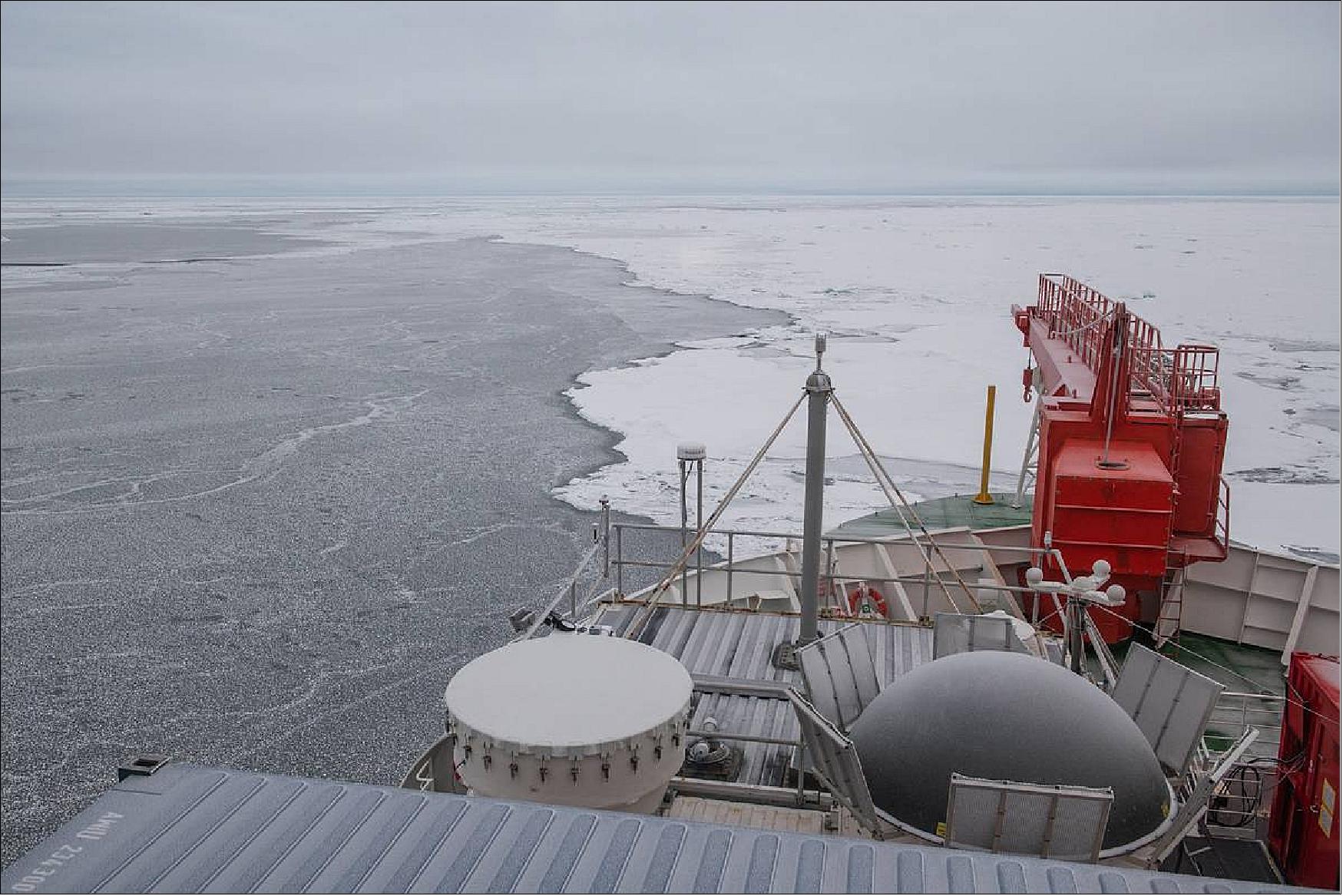 Figure 53: Polarstern arrives at a potent ice floe. After comprehensive measurements, the involved scientists decided it to be the MOSAiC ice floe, with the location 85ºN 137ºE on 30 September 2019 (photo credit: AWI, Esther Horvath)