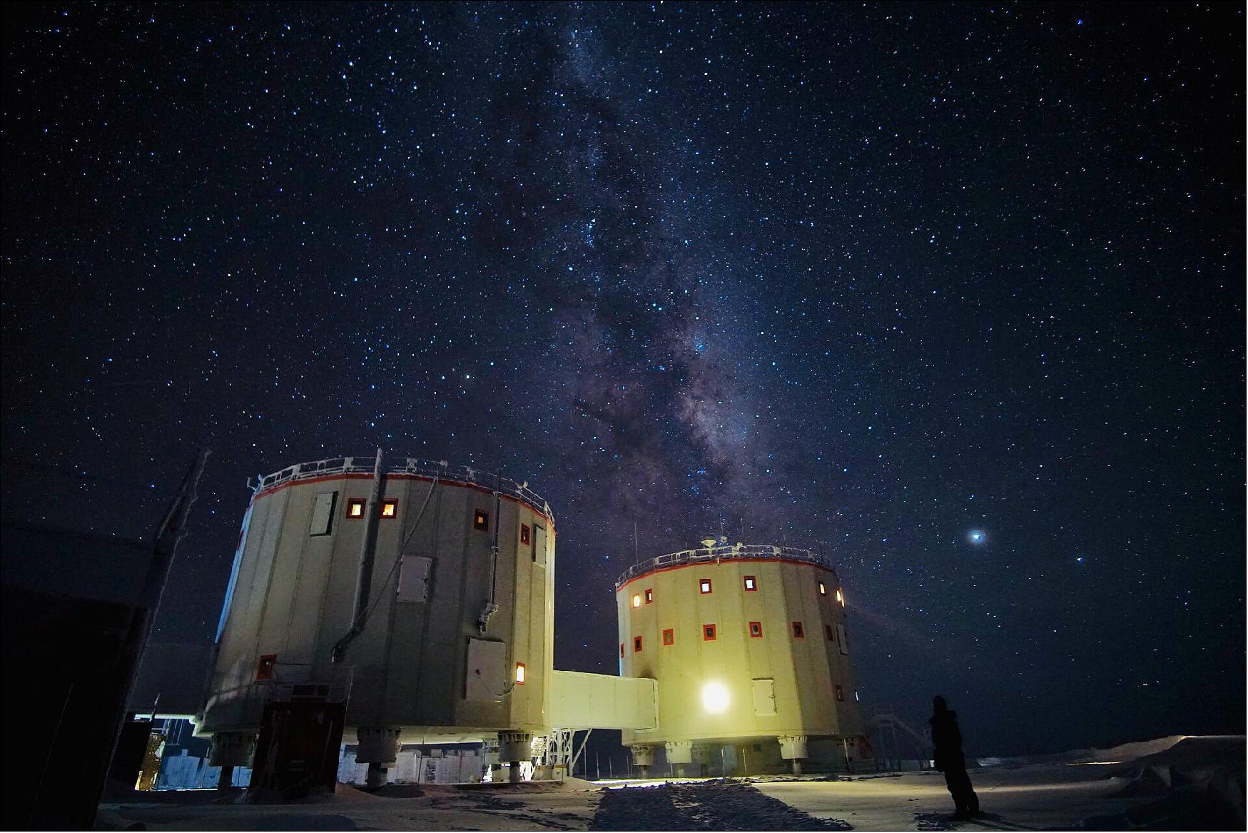Figure 9: Concordia research station in Antarctica at night (image credit: ESA/IPEV/PNRA, S. Thoolen)