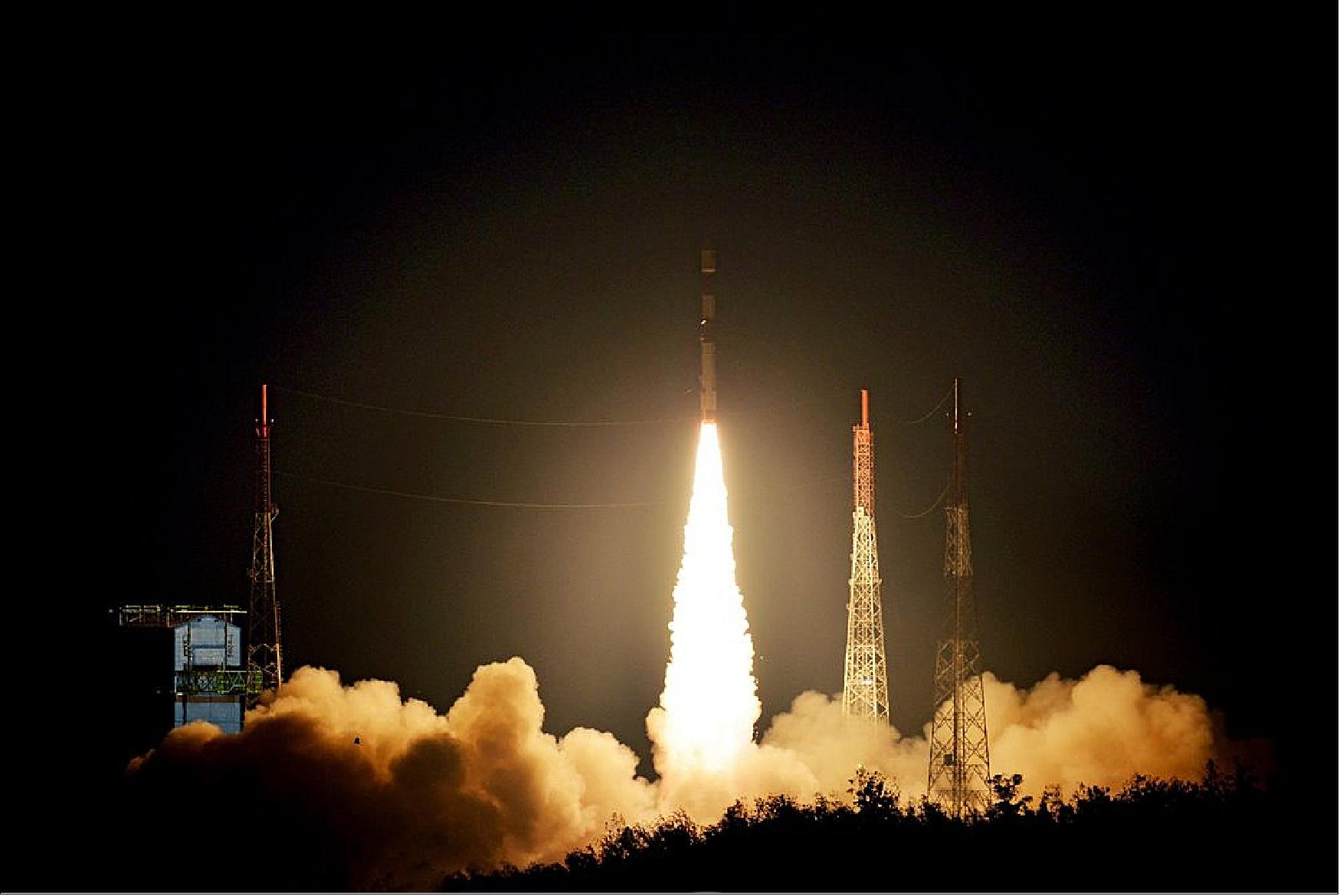 Figure 5: PSLV C42 launch of NovaSAR-1 and SSTL S1-4 on 16 September 2018 (image credit ISRO/Antrix)