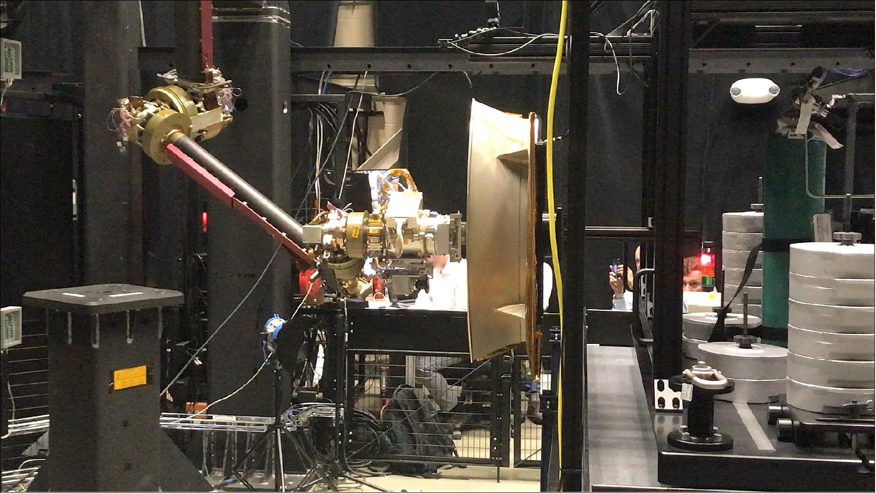 Figure 5: Engineers test grapple capabilities for satellite servicing using a gravity offset table at NASA's Goddard Flight Facility (image credit: NASA's Goddard Space Flight Center)
