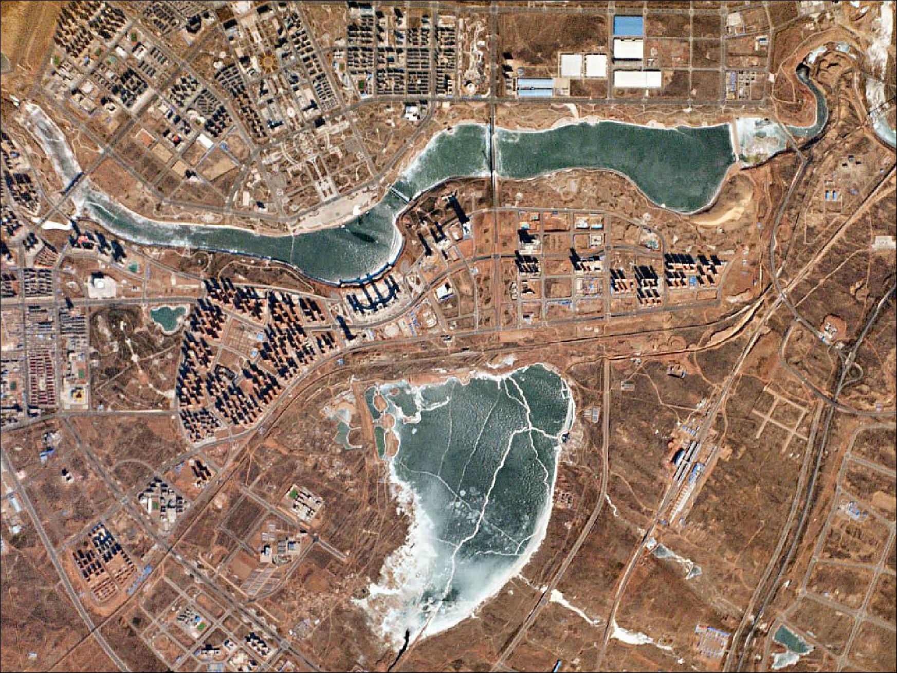 Figure 48: This Flock 1 image, acquired 24 January 2015, shows the city of Ordos in Inner Mongolia, China (image credit: Planet Labs)