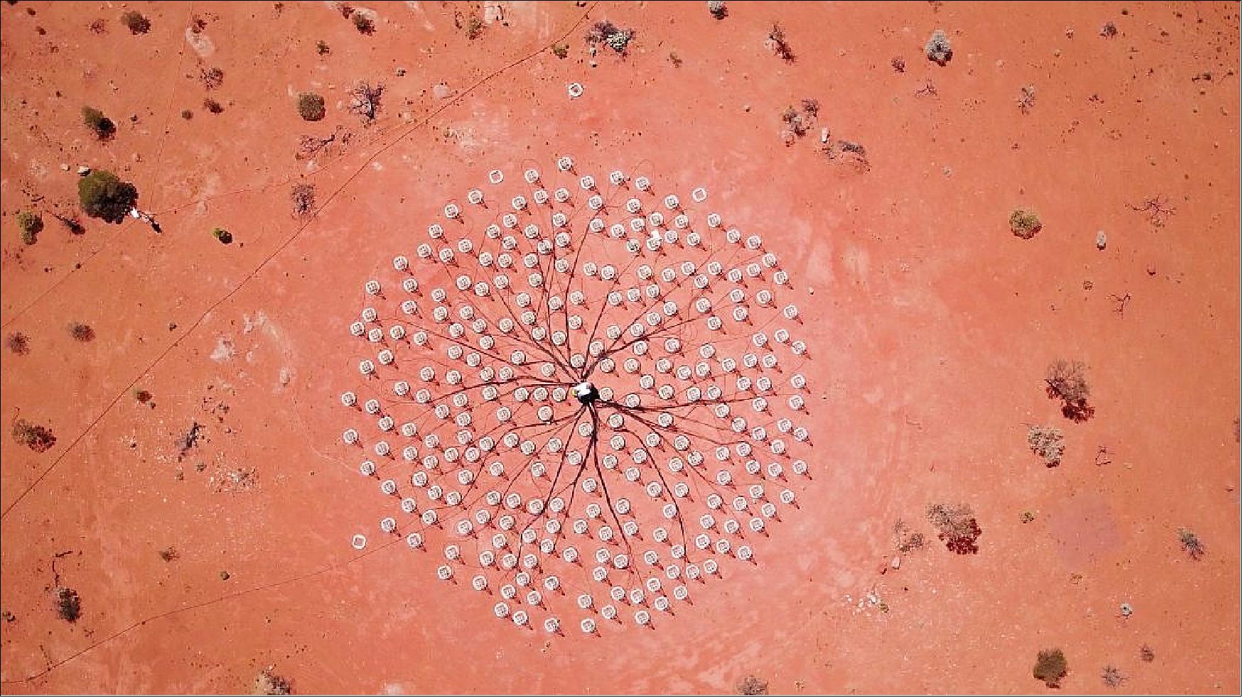 Figure 54: A full station of 256 antennas at CSIRO’s Murchison Radio-astronomy Observatory in outback Western Australia. The demonstrator is used to help test and finalize the design of the low frequency antennas for the SKA (image credit: ICRAR/Curtin University)