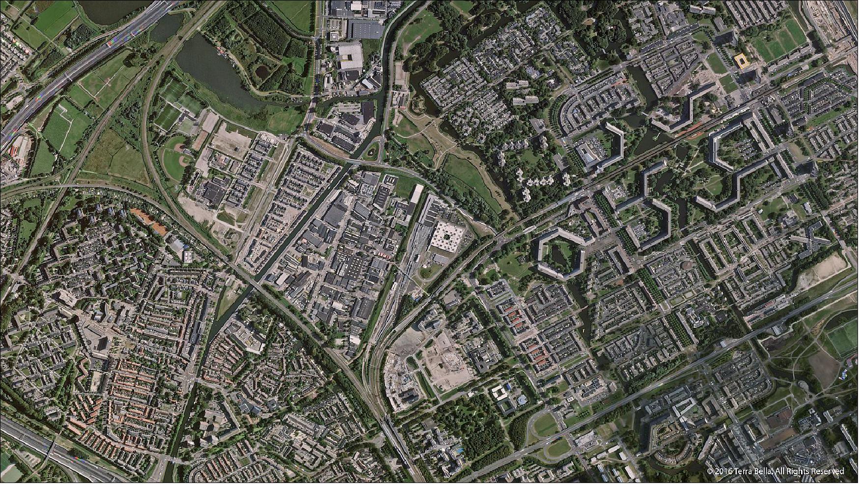 Figure 26: SkySat-6 image over Amsterdam, Netherlands on September 19, 2016 (image credit: Terra Bella)